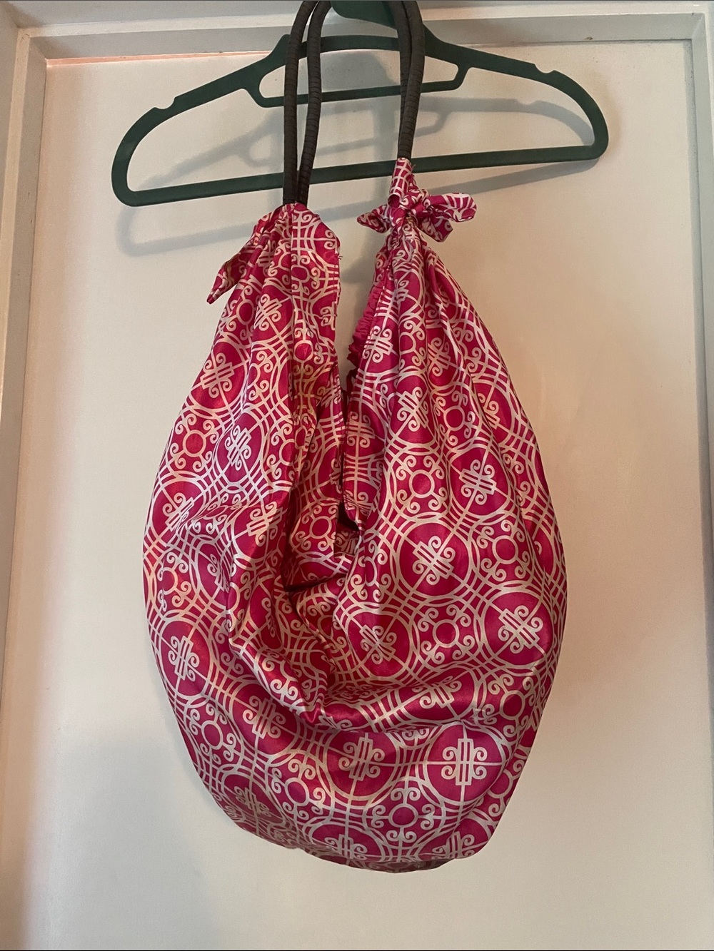 Old Navy Pink Patterned Shoulder Drawstring Bag